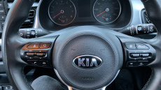 Kia Stonic 1.4 MPi 2 5dr Petrol Estate